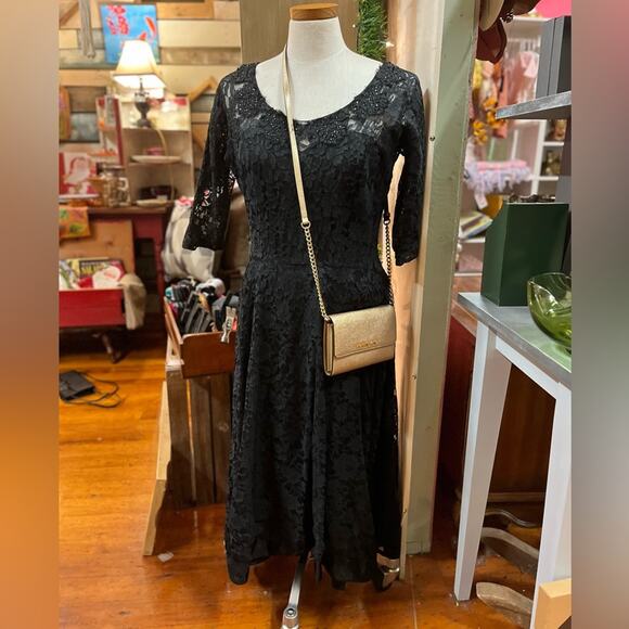 Dresses & Skirts - Black Vintage Lace Cocktail Dress